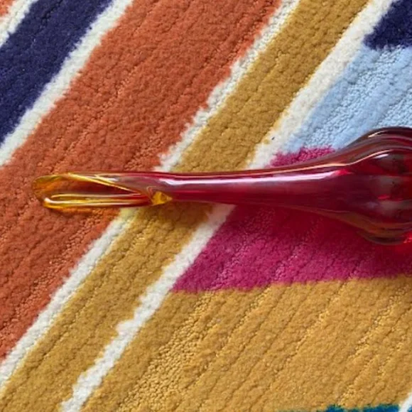 Viking 6 Petal Swung Vase - Picture 9 of 10